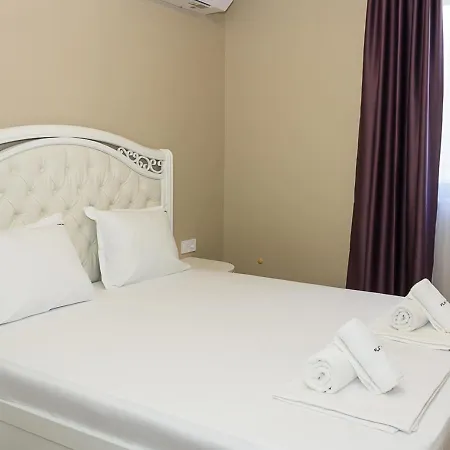 2bd In The Heart Of With Parking - Gold By Flat Mаnаger Апартамент *
